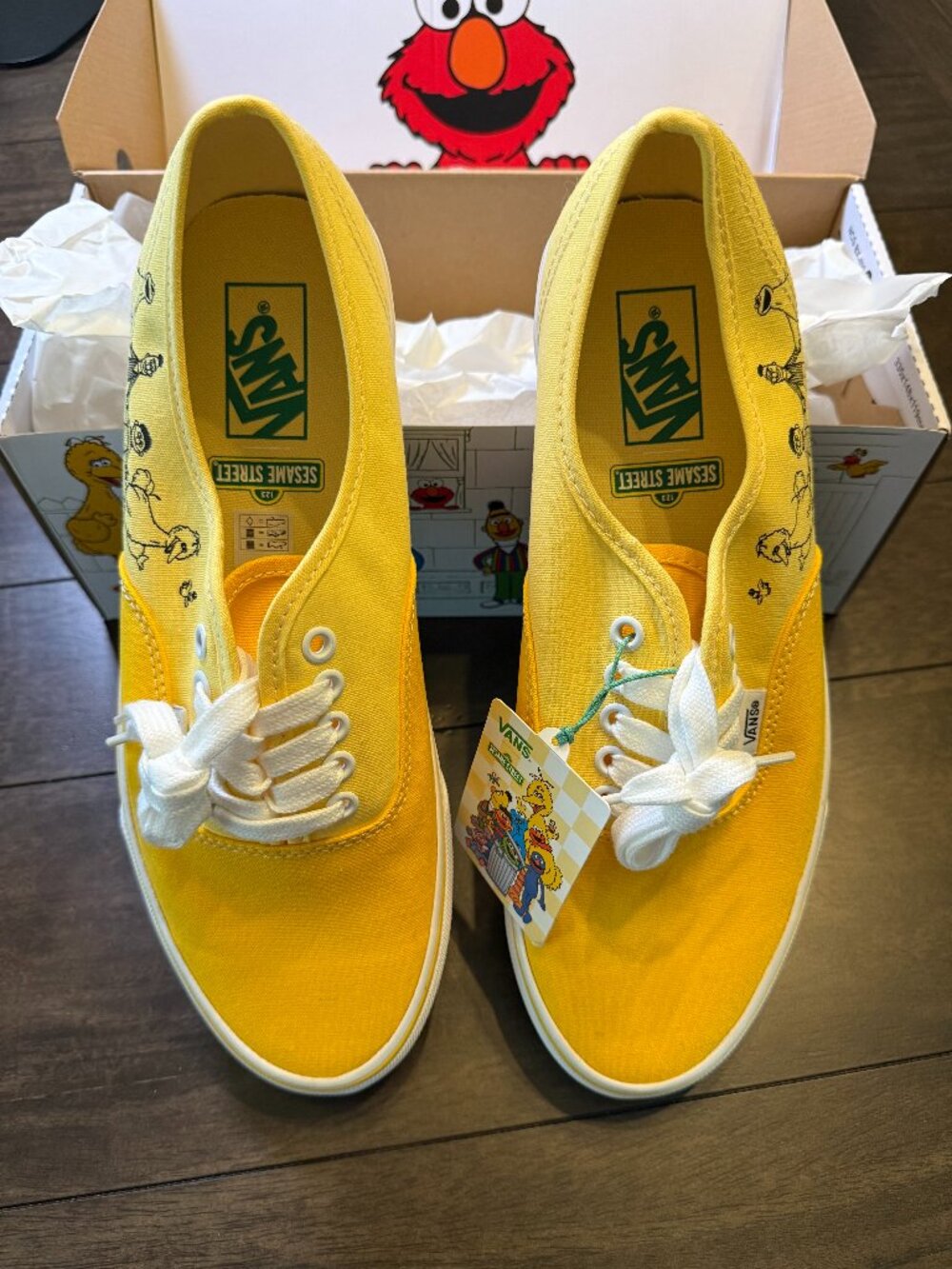 Vans x Sesame Street Authentic Yellow Men 10.5 NWT VN0009PVYLW Box 2023